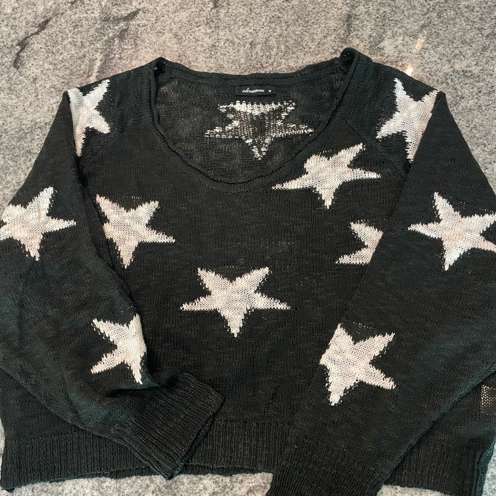 Black Star Pattern Sweater - Picture 2 of 7